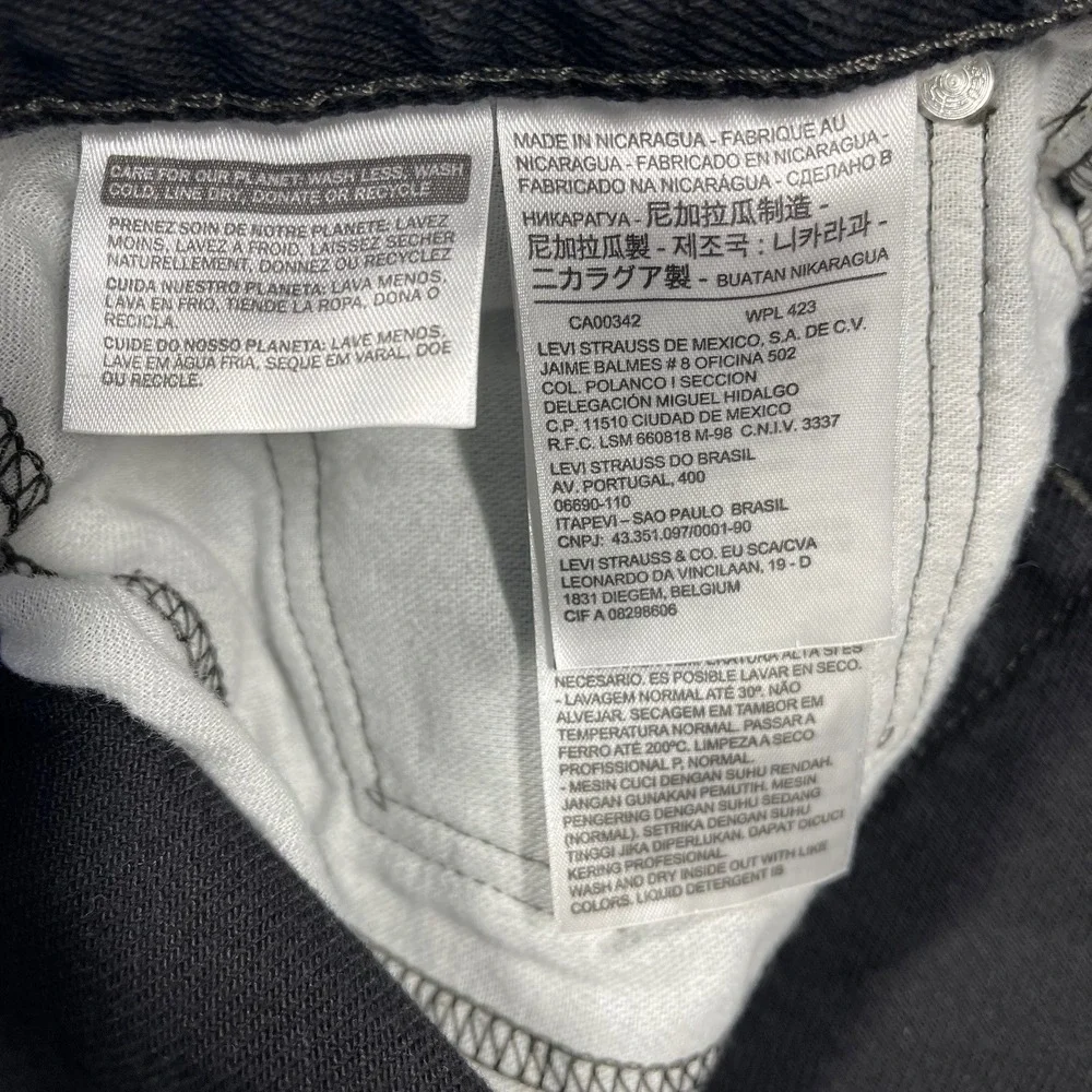 Levi's 550 Men's Black Jeans Relaxed Fit 38(36) 34(32) Zipper Fly‎ Denim